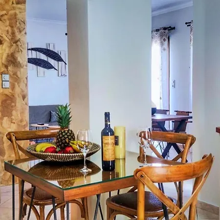 House * Naxos City